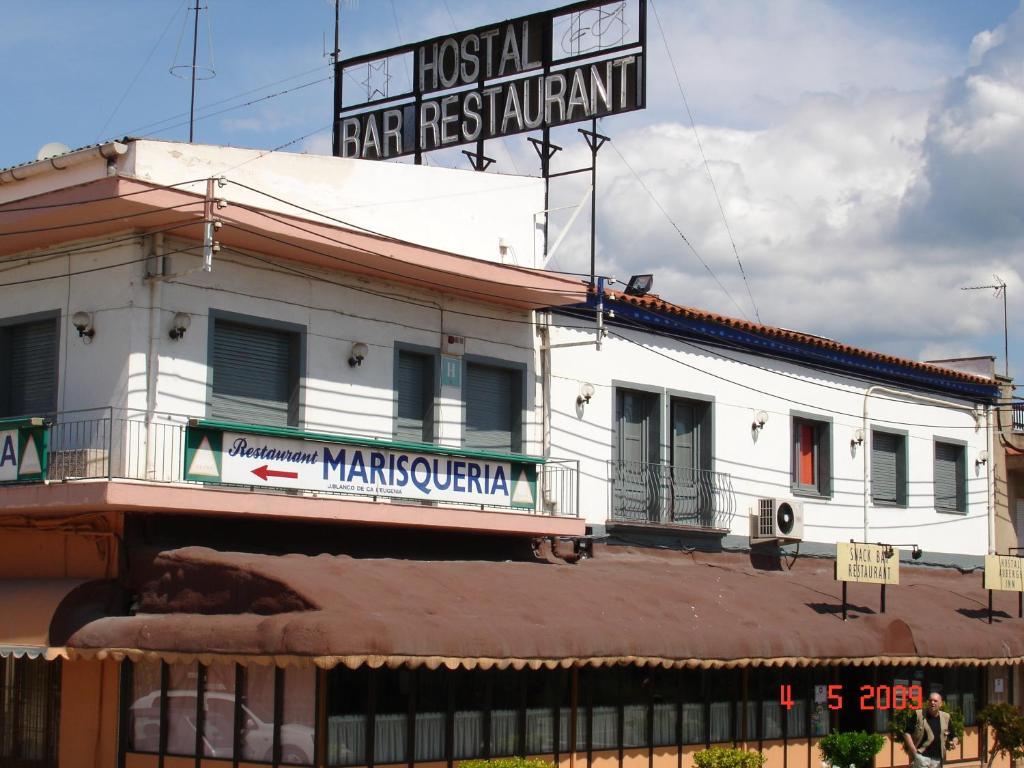 Hostal Can Blanco Sarriá de Ter Exteriör bild