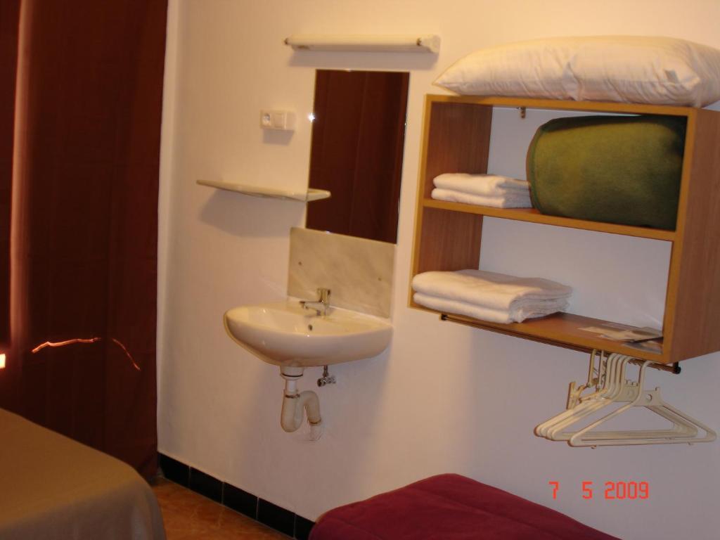 Hostal Can Blanco Sarriá de Ter Exteriör bild