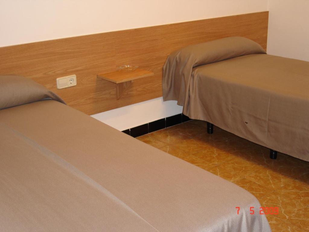 Hostal Can Blanco Sarriá de Ter Exteriör bild
