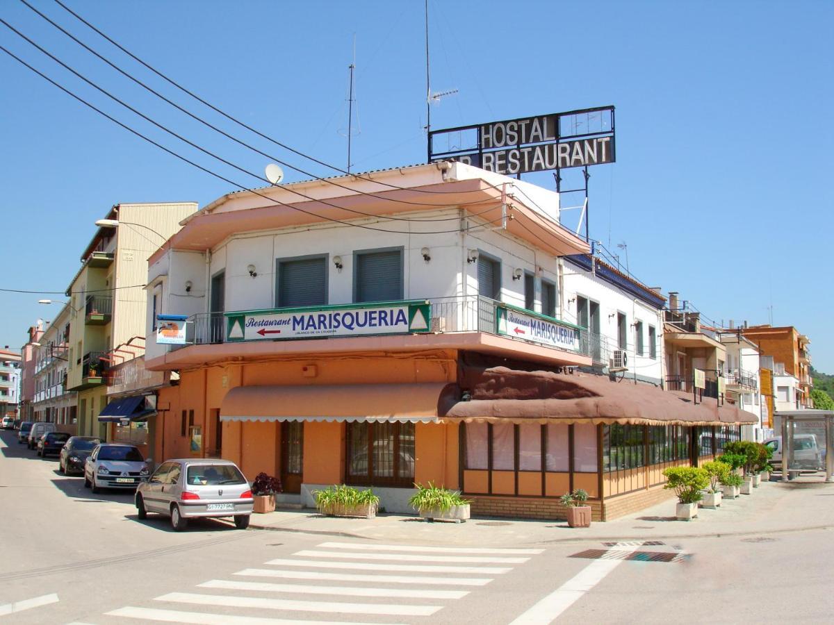 Hostal Can Blanco Sarriá de Ter Exteriör bild